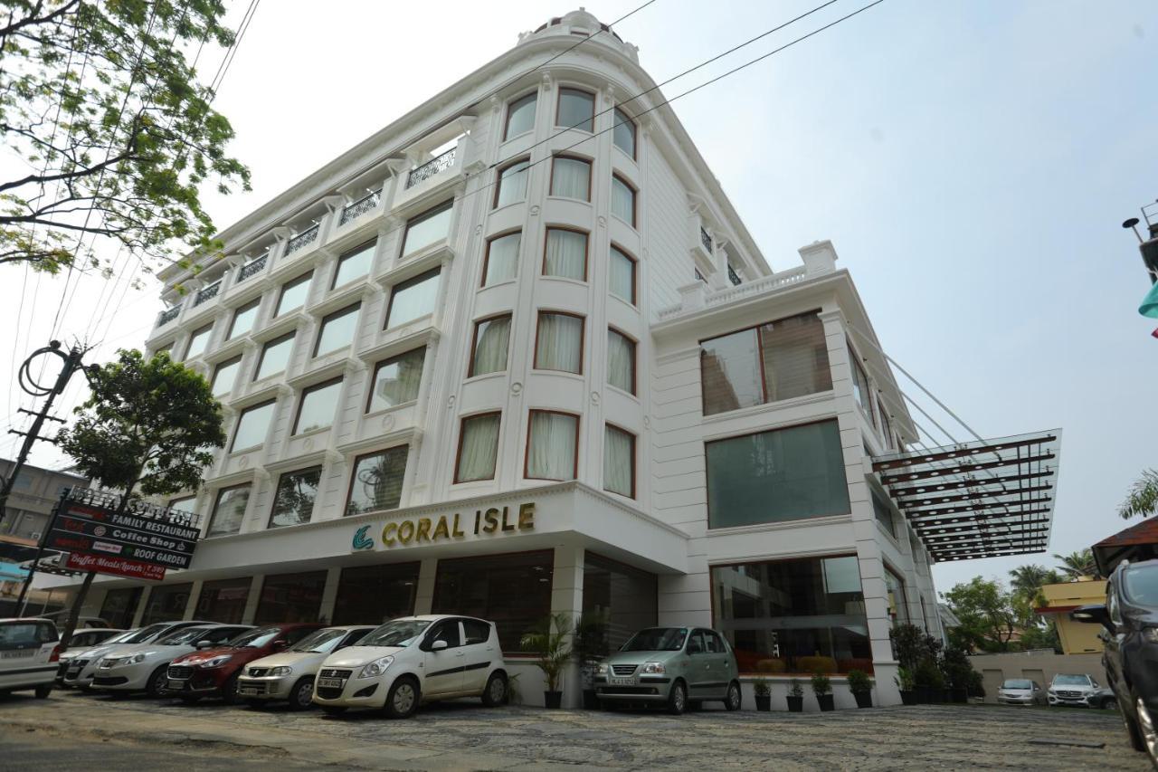 Hotel Coral Isle Kochi Exteriér fotografie